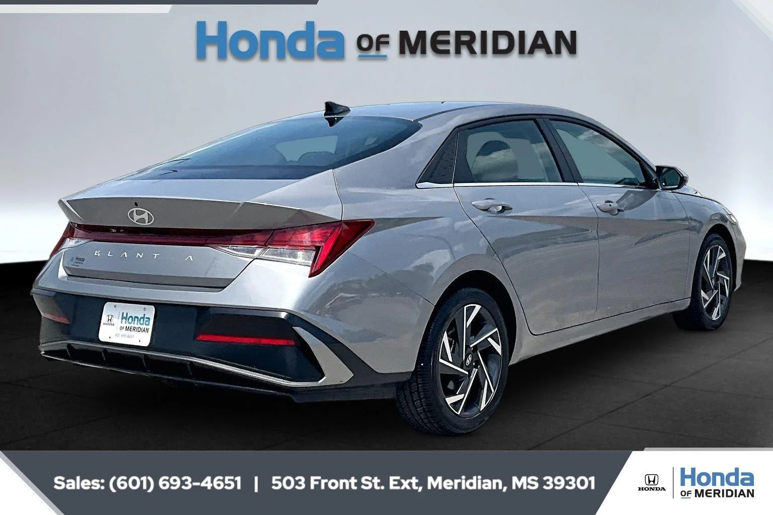 Used 2025 Fluid Metal Hyundai SEL Convenience image 11