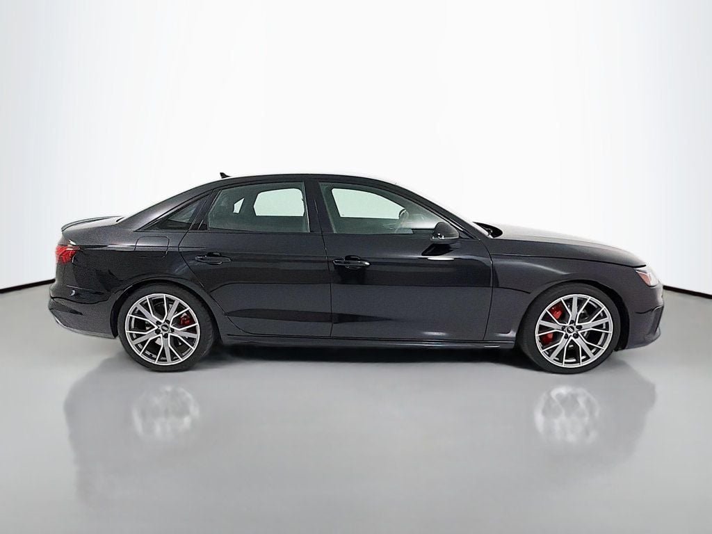 Used 2023 Mythos Black Metallic Audi Premium Plus 3.0 TFSI quattro image 8