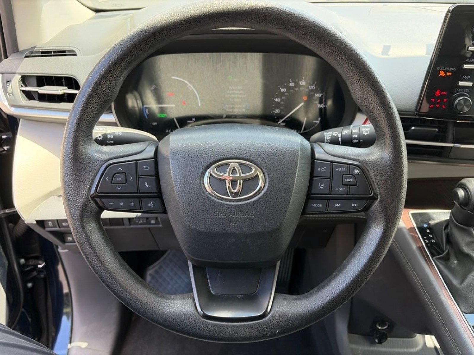 Used 2024 Gray Toyota Hybrid LE image 17