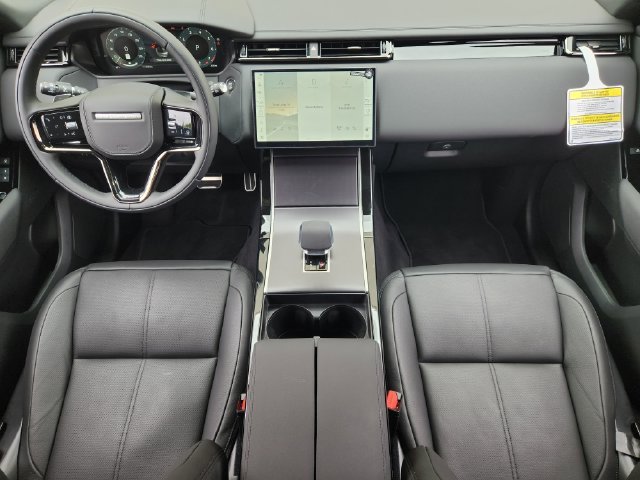 Used 2026  Land Rover Dynamic SE image 25