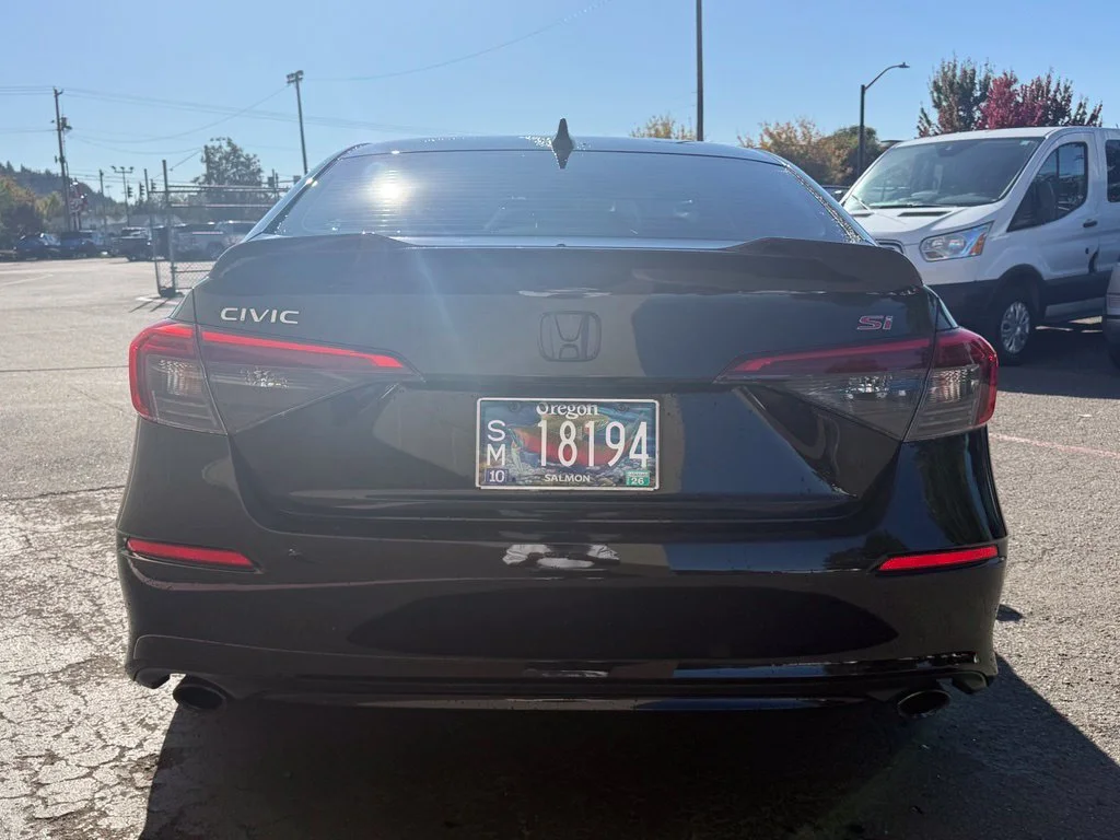Used 2024  Honda Base image 6