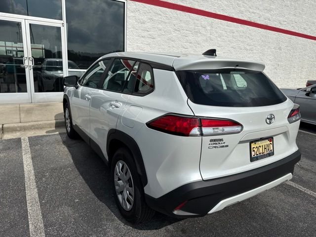 Used 2025  Toyota L image 12