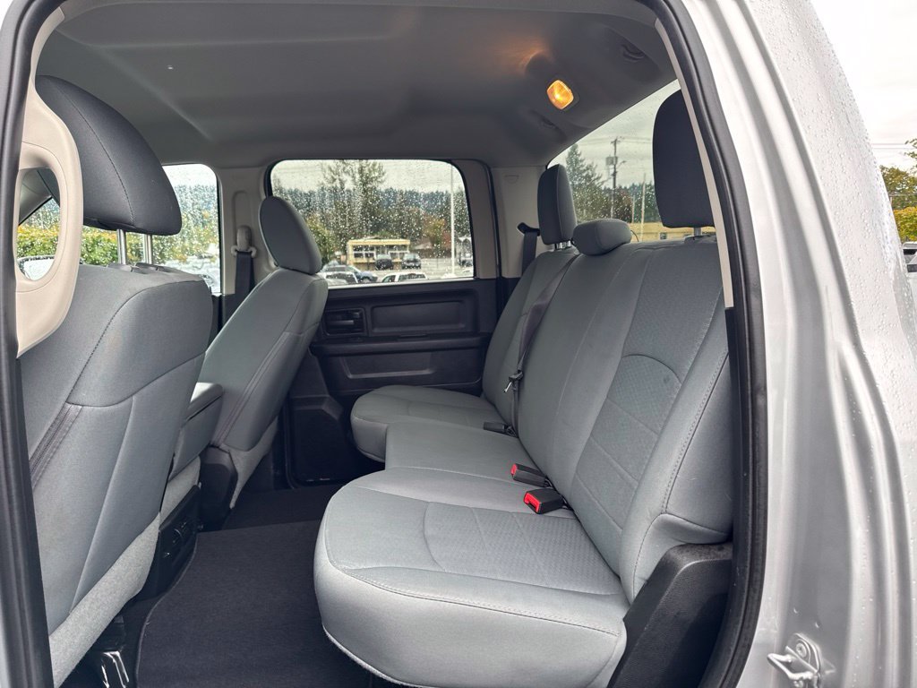 Used 2016 Bright Silver Clearcoat Metallic Ram Tradesman image 6