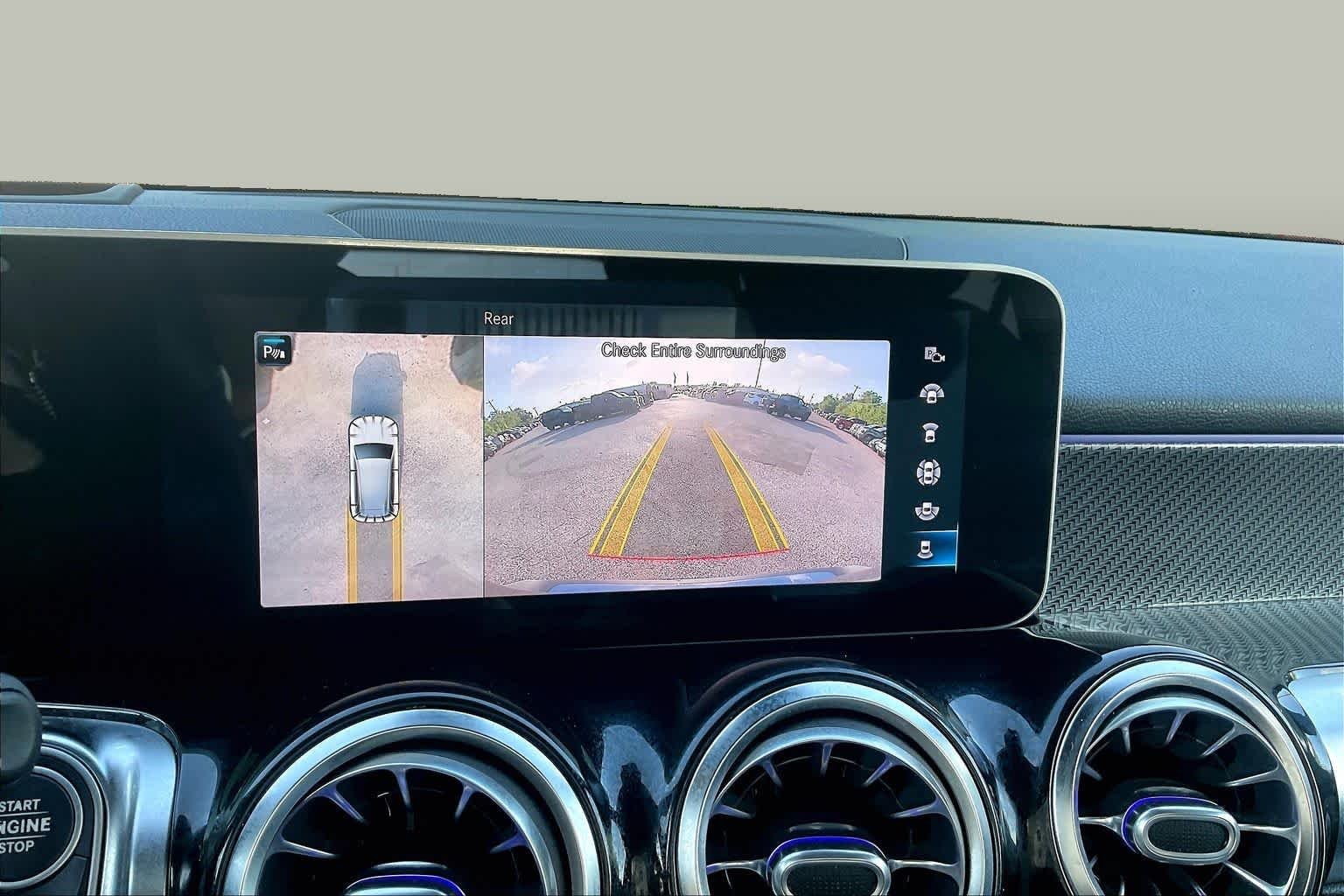 Used 2020 Mountain Grey Metallic Mercedes-Benz GLB 250 image 26