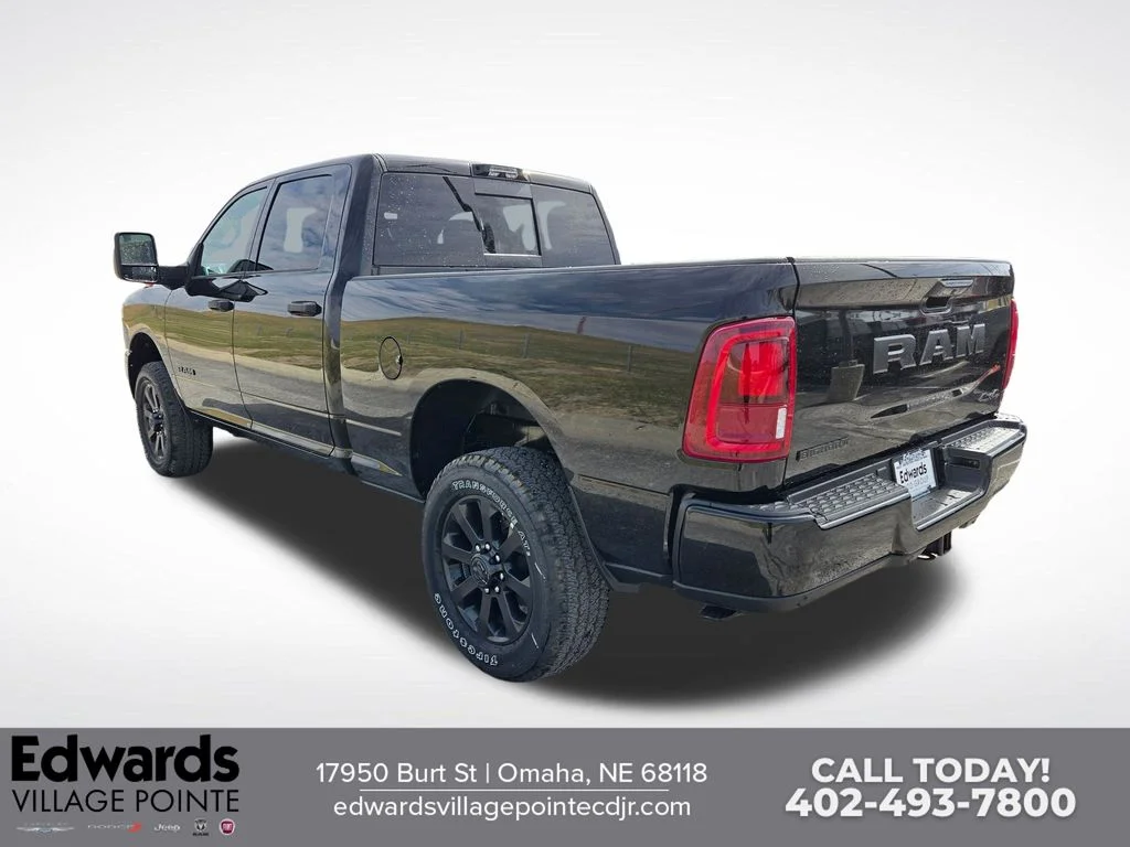 New 2026 Diamond Black Crystal Pearl-Coat Exterior Paint RAM Big Horn image 5