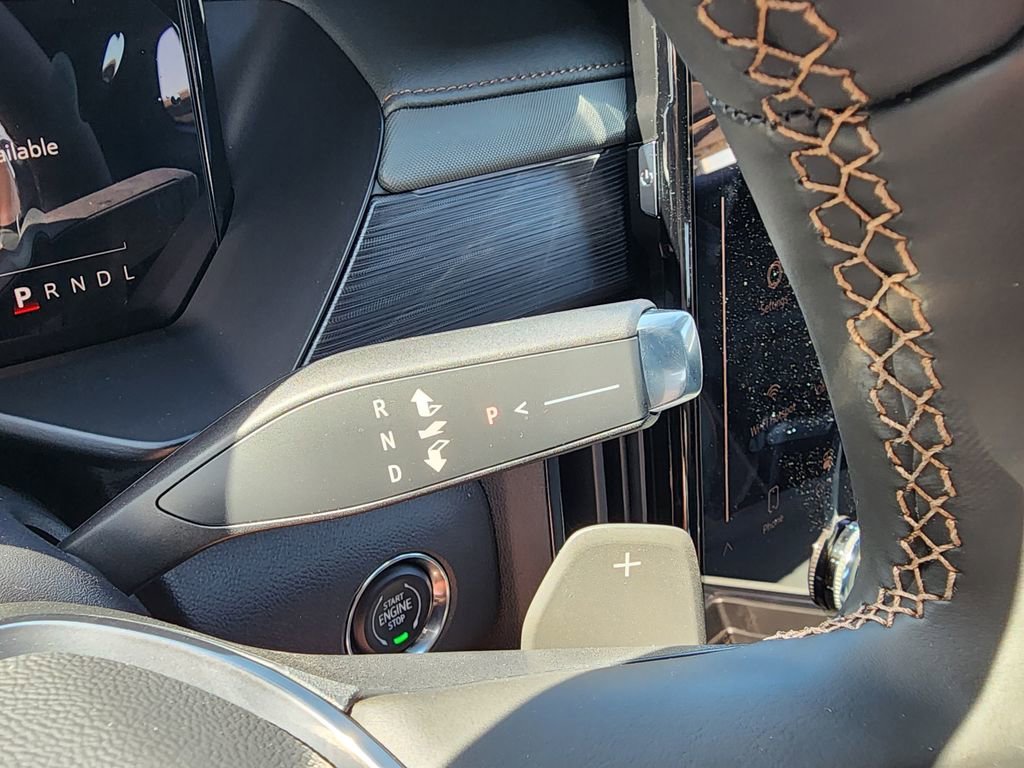 2026 GMC Acadia AT4 - Photo 24