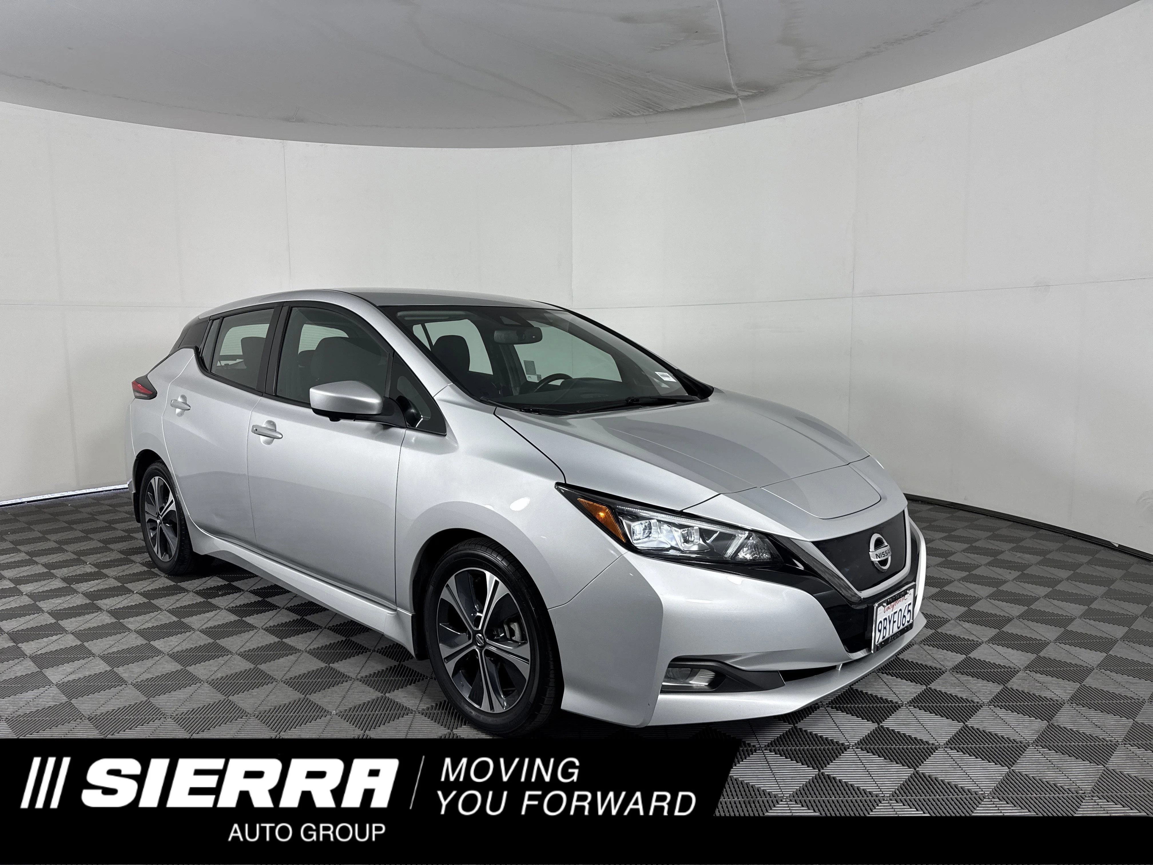 2020 Nissan Leaf SV