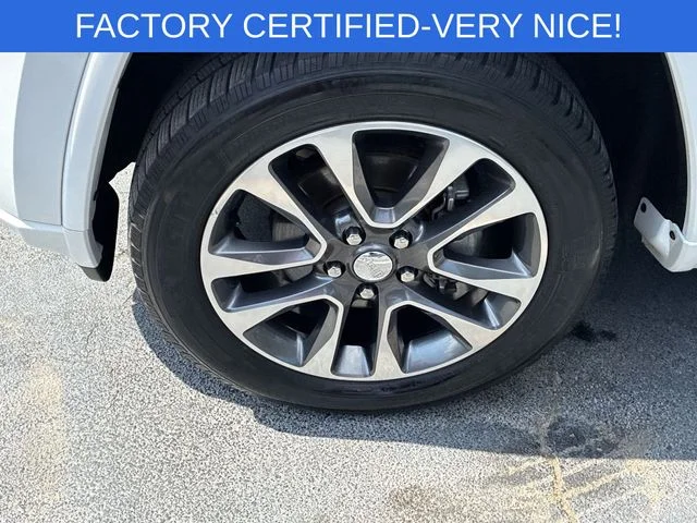 Used 2017 White Jeep Overland image 2