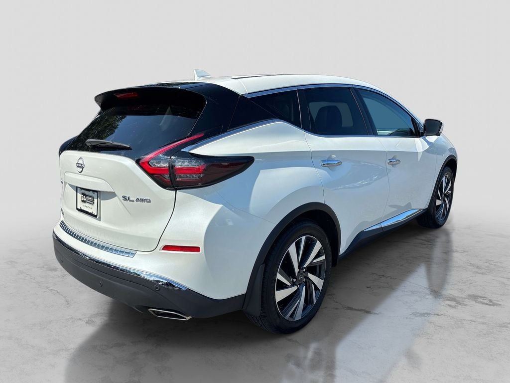 Used 2023 White Nissan SL image 5