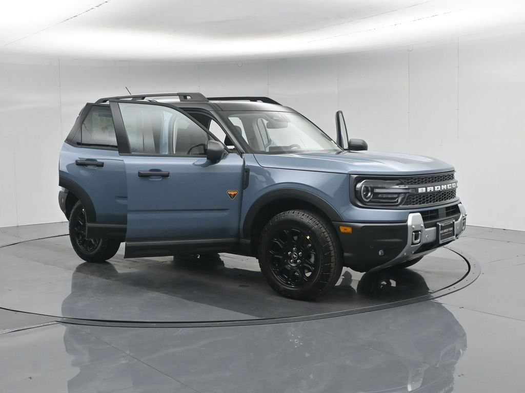 New 2026 Azure Gray Metallic Tri-Coat Ford Badlands image 35