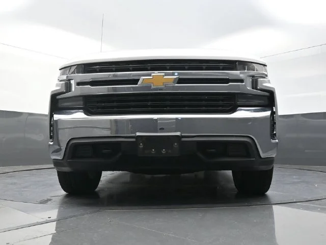 Used 2020 Silver Chevrolet LT image 32