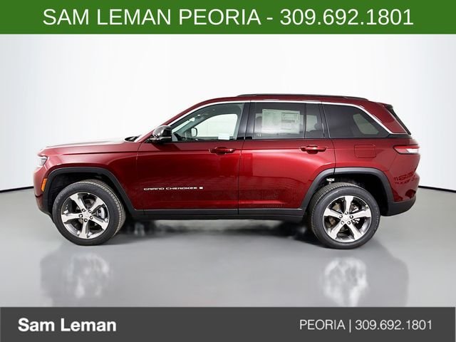 New 2026 Velvet Red Pearl-Coat Exterior Paint Jeep Limited image 4