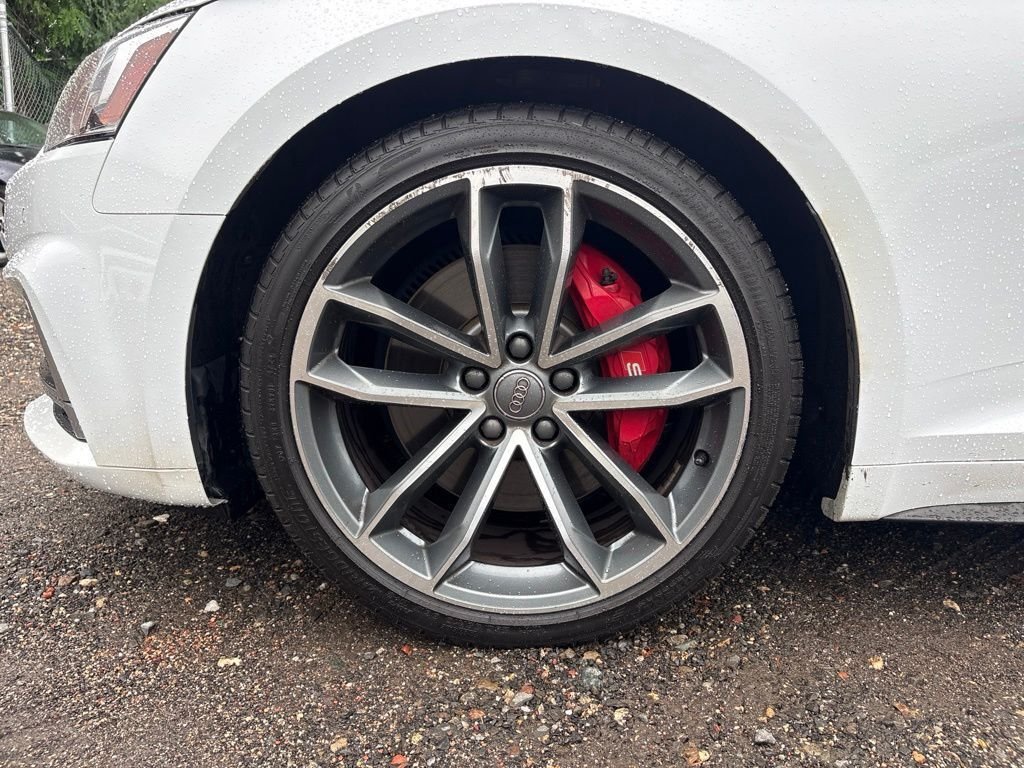 Used 2019  Audi Premium Plus image 21