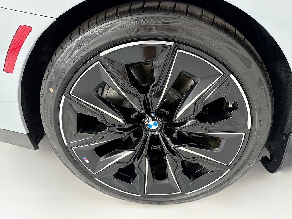 Used 2026 Gray Metallic BMW eDrive50 image 33