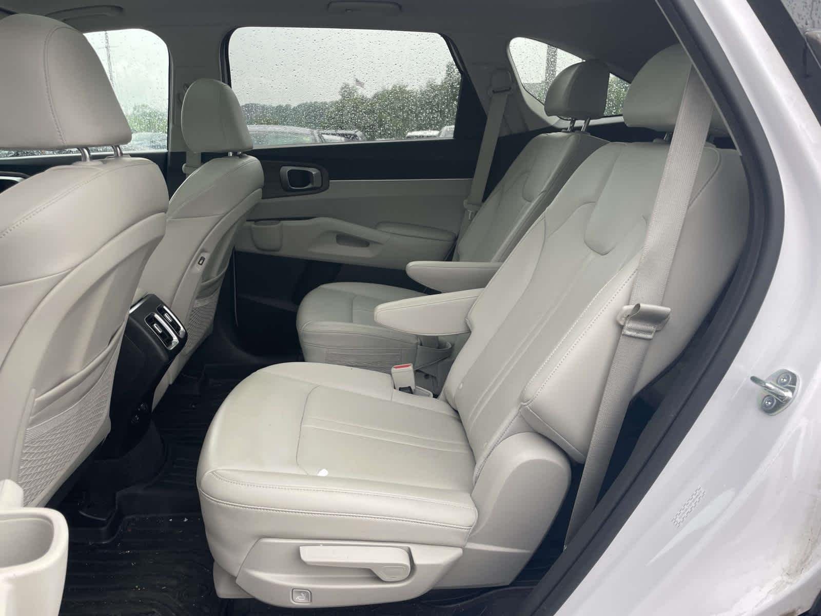 Certified Used 2023 Glacial White Pearl Kia X-Line EX image 21