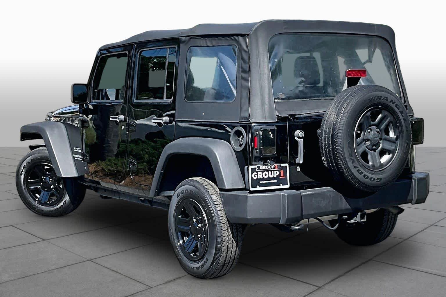 Used 2017 Black Clearcoat Jeep Sport image 12