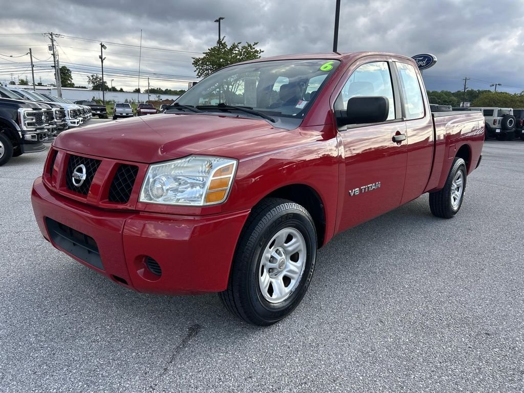 Used 2006 Red Alert Nissan XE image 8