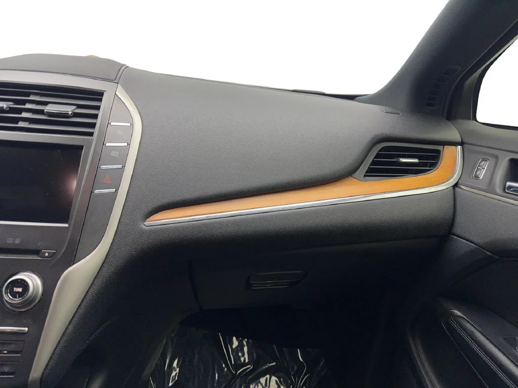 Used 2017 Black Lincoln Reserve image 61