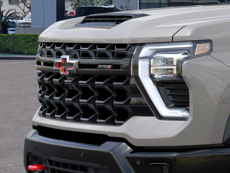 2026 Chevrolet Silverado 2500 HD ZR2 - Photo 13
