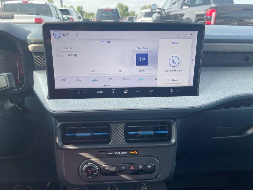 New 2026 Oxford White Ford XLT image 29