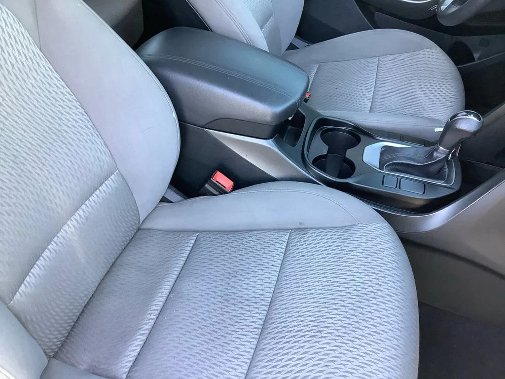 Used 2018 Silver Hyundai 2.4 Base image 14