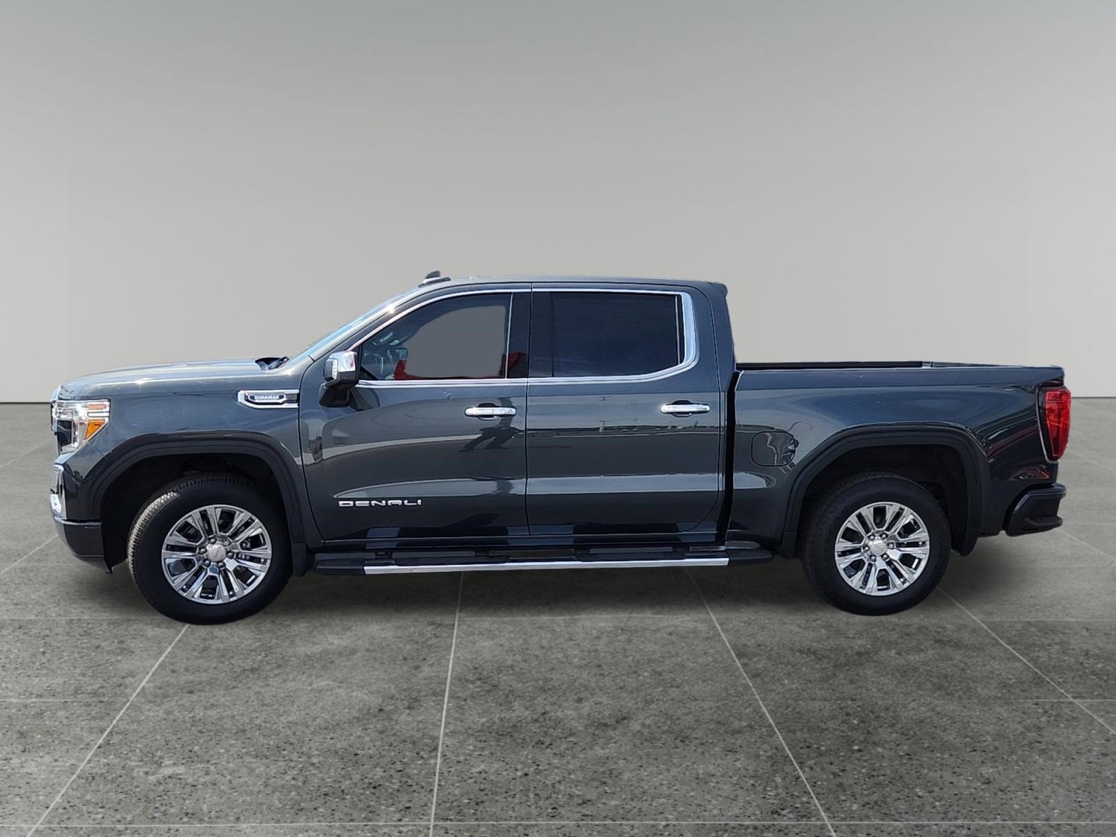 Used 2021 Hunter Metallic GMC Denali image 4