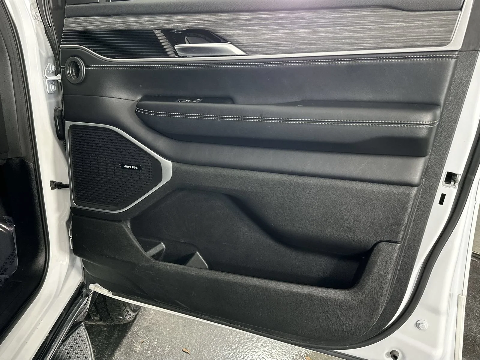 Used 2024 White Jeep Series III image 30