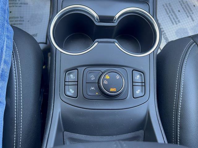 Used 2024 Sterling Metallic GMC SLT image 24