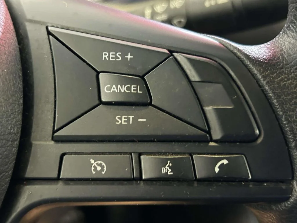 Used 2024 White Nissan S image 27