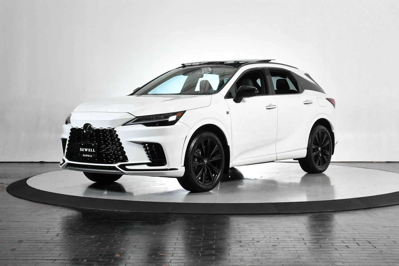 2024 Lexus RX 350h 500h F SPORT AWD's photo