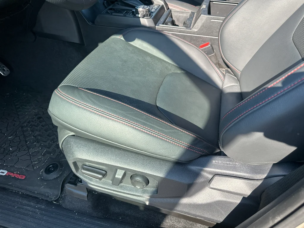 Used 2025 mudbath Toyota  image 7