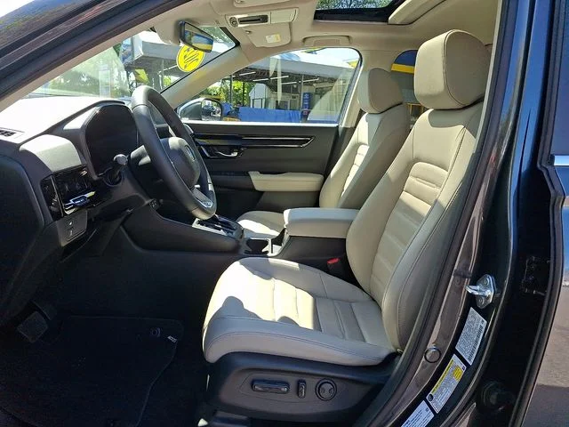 Certified Used 2024 Gray Honda EX-L image 14