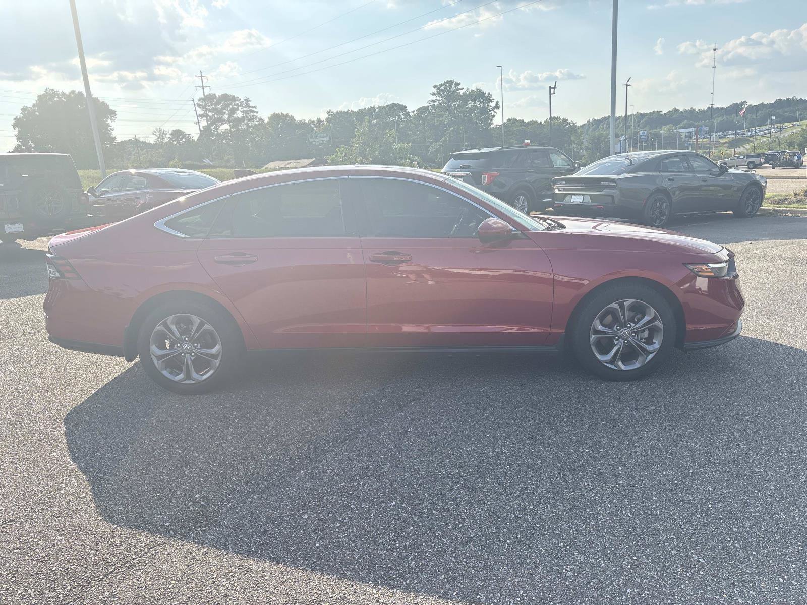Used 2024 Red Honda EX image 4