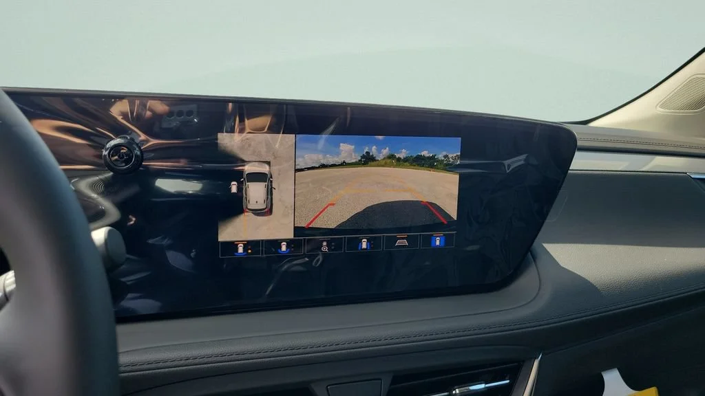 New 2026 Summit White Buick Sport Touring image 18