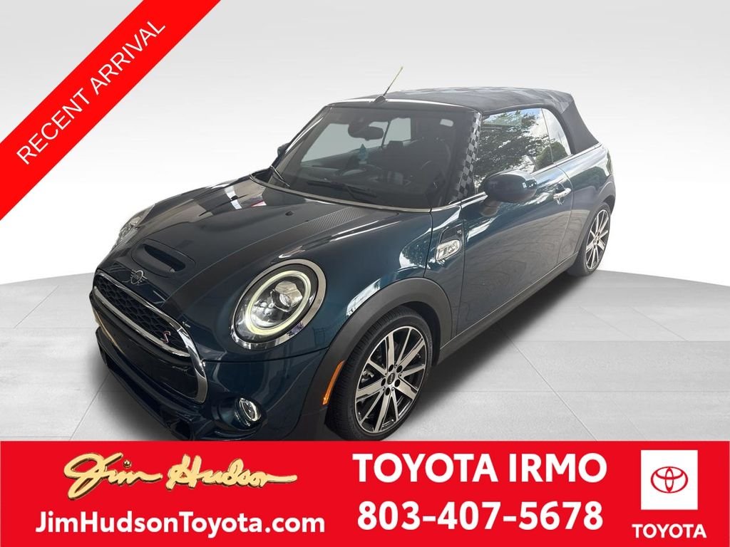 Used 2021  MINI Signature image 1