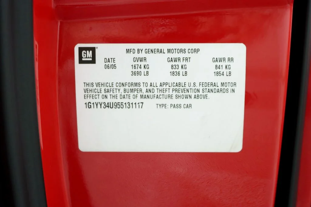 Used 2005 Red Chevrolet Base image 33