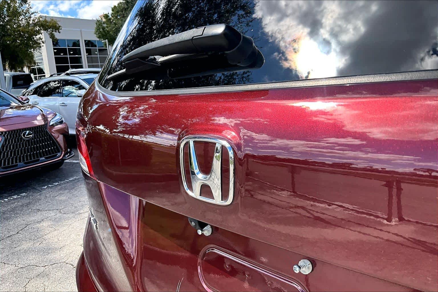 Used 2022 Deep Scarlet Pearl Honda Special Edition image 31