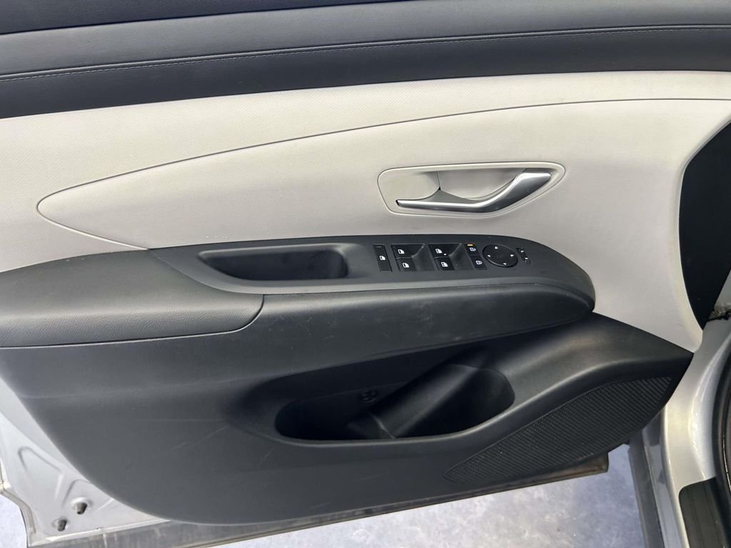 Used 2025 Silver Hyundai SEL image 16