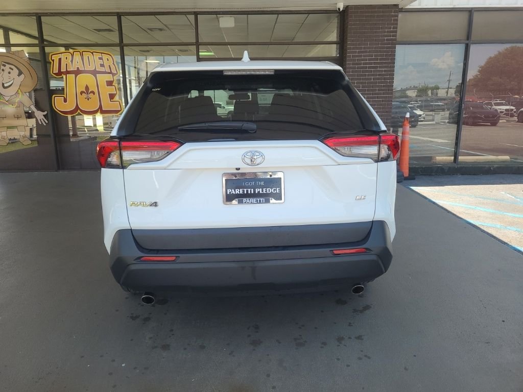 Used 2025 White Toyota LE image 4