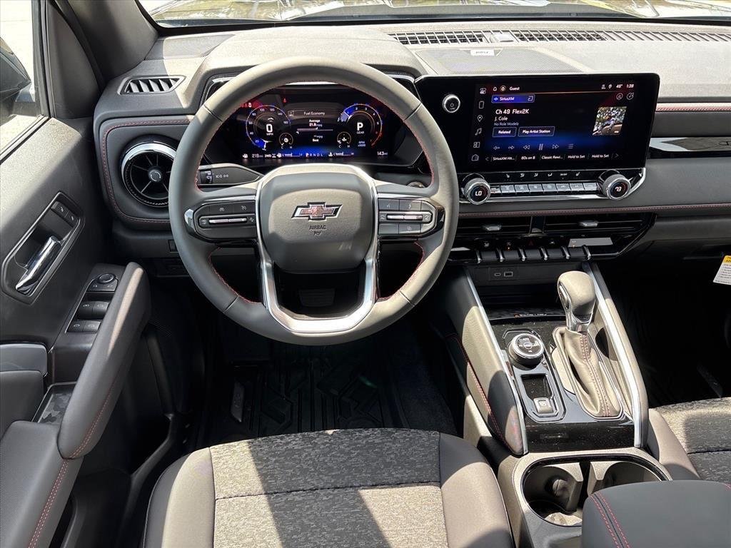 2026 Chevrolet Colorado Z71 - Photo 8