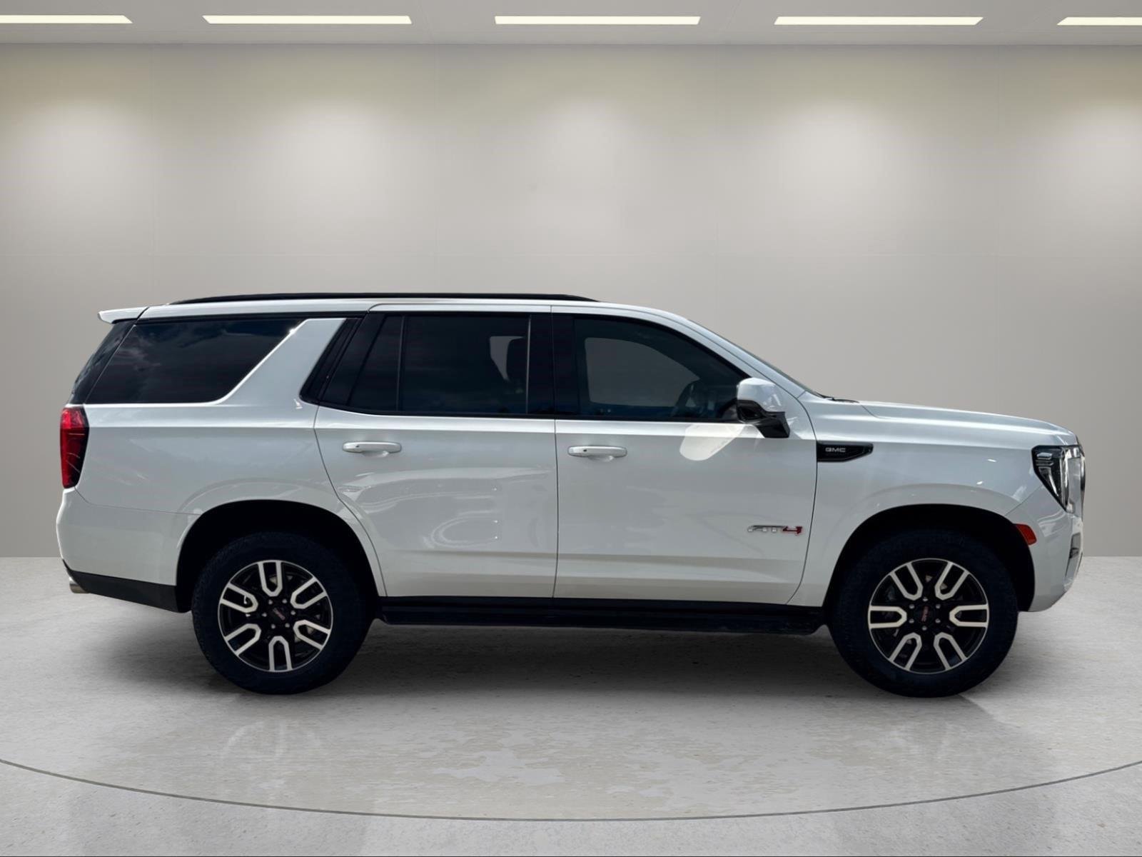 Used 2024 Summit White GMC AT4 image 6