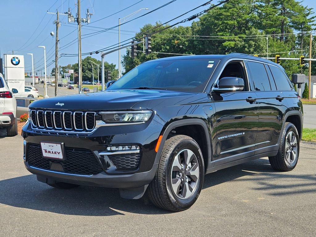 Used 2024 Black Jeep  image 3