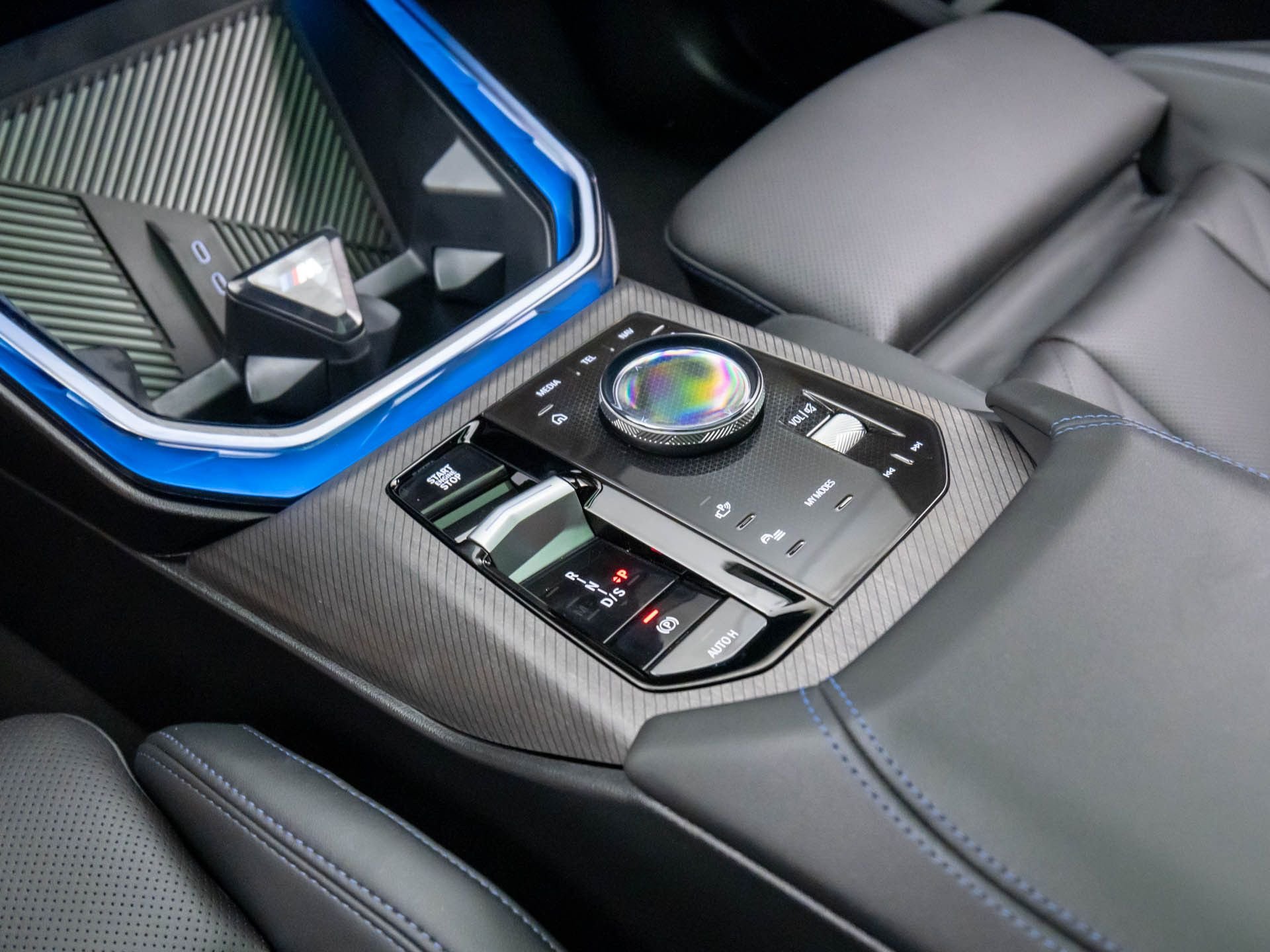 New 2026 Black Sapphire Metallic BMW 30 xDrive image 12