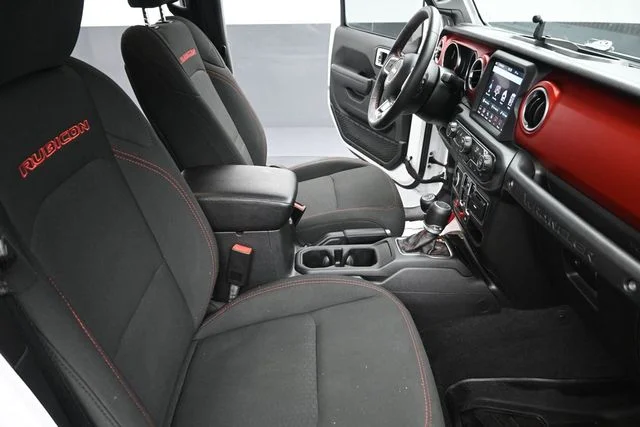 Certified Used 2019 White Jeep Unlimited Rubicon image 29