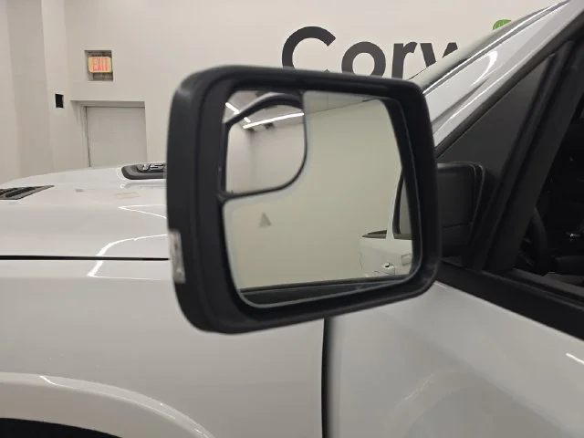 Used 2020 Bright White Clearcoat Ram Laramie image 38