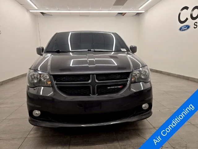 Used 2016 Granite Crystal Clearcoat Metallic Dodge R/T image 7