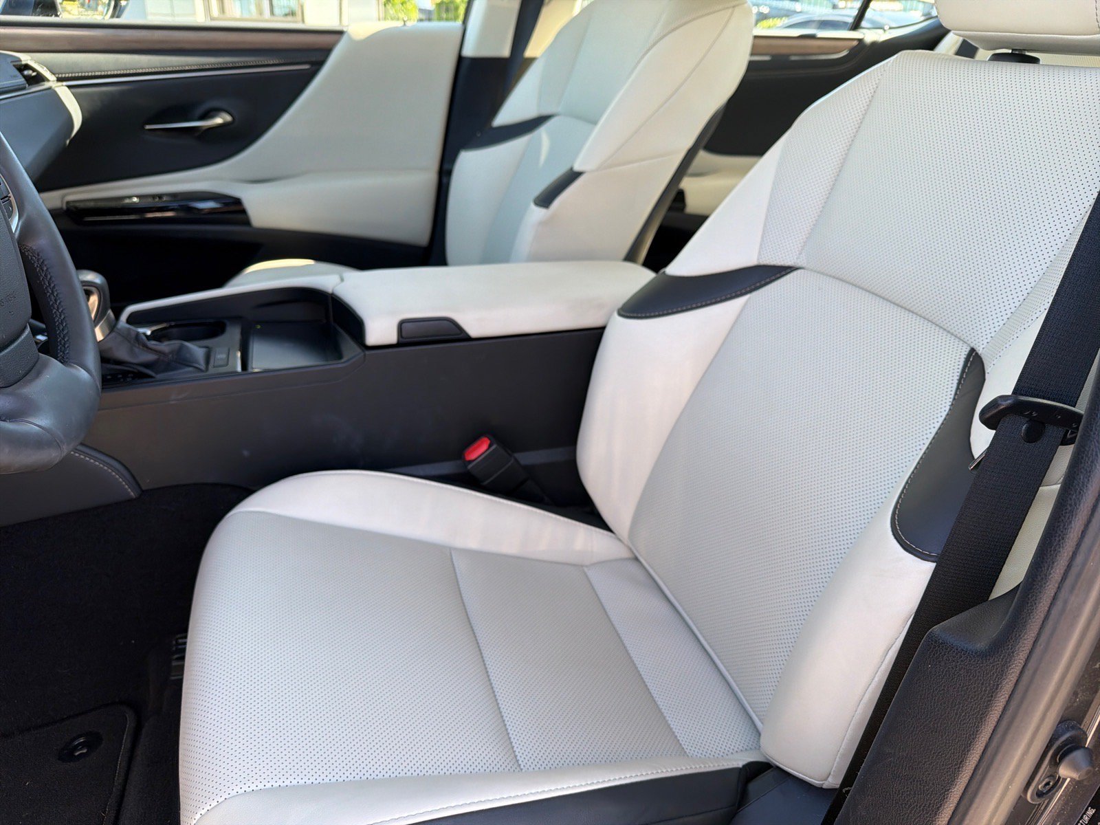 Used 2024 Gray Lexus 250 image 10