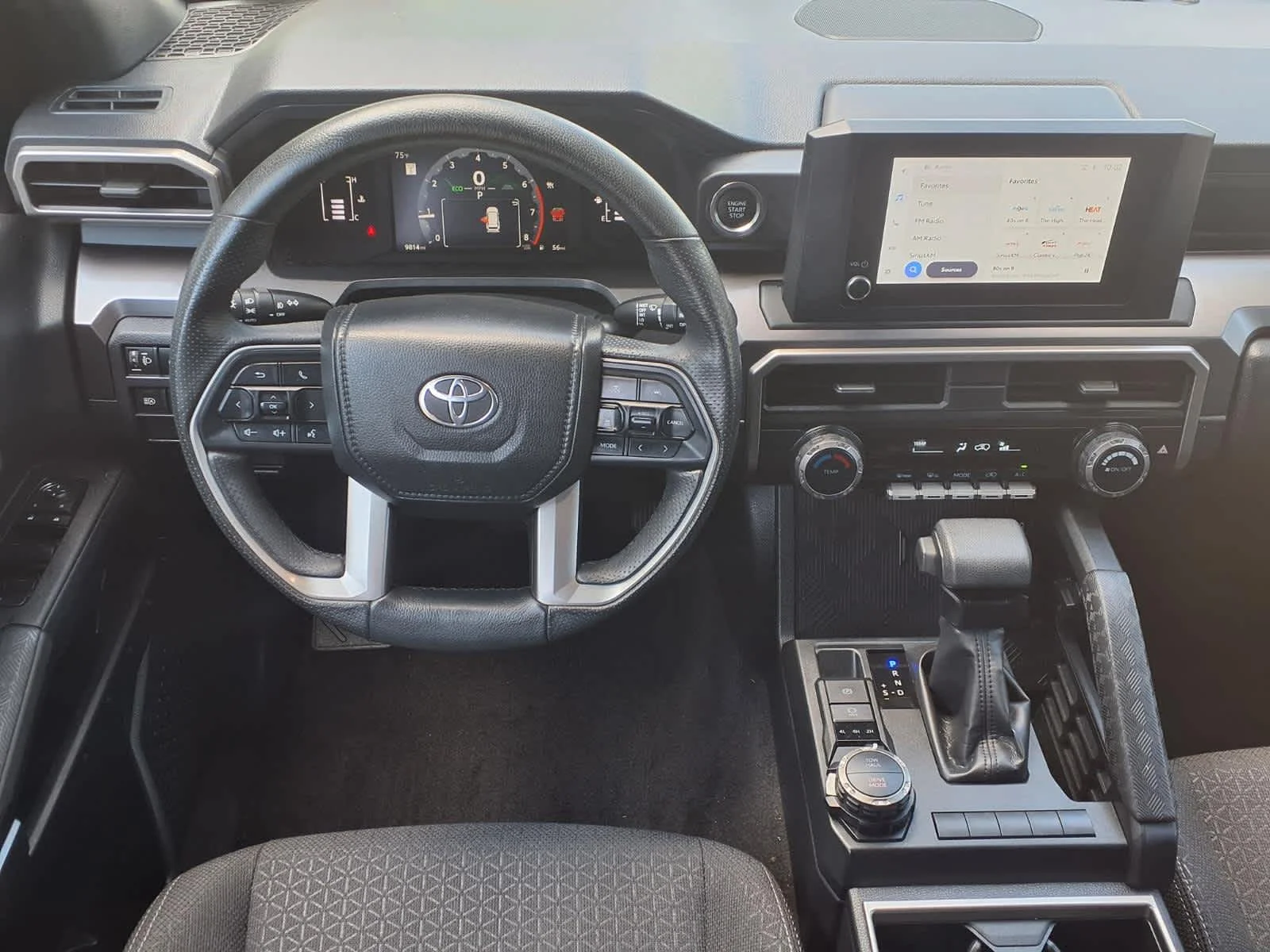 Used 2025 Cutting Edge Toyota SR5 image 24