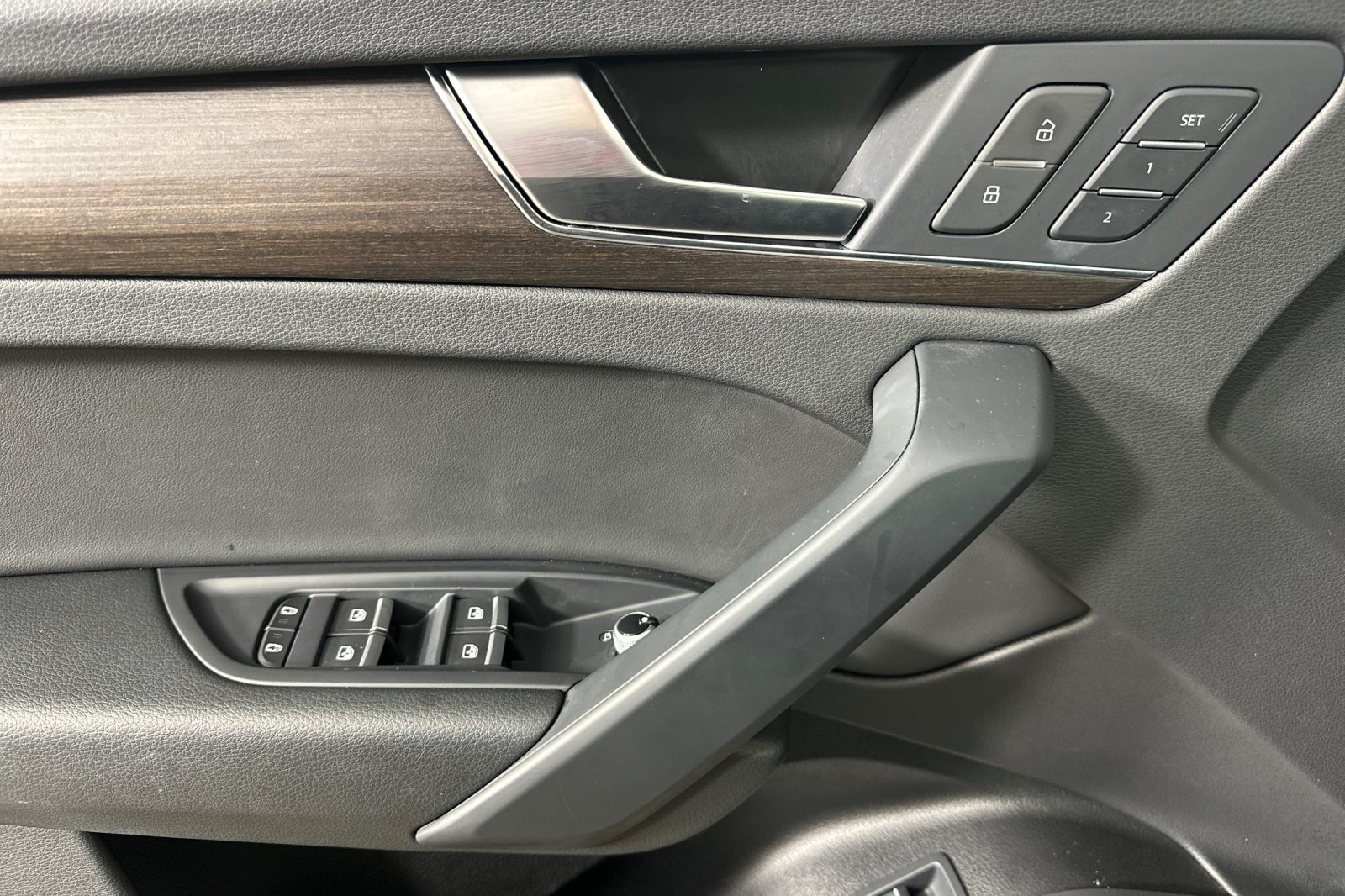 Used 2023 Daytona Gray Pearl Effect Audi S line Premium 45 TFSI quattro image 10