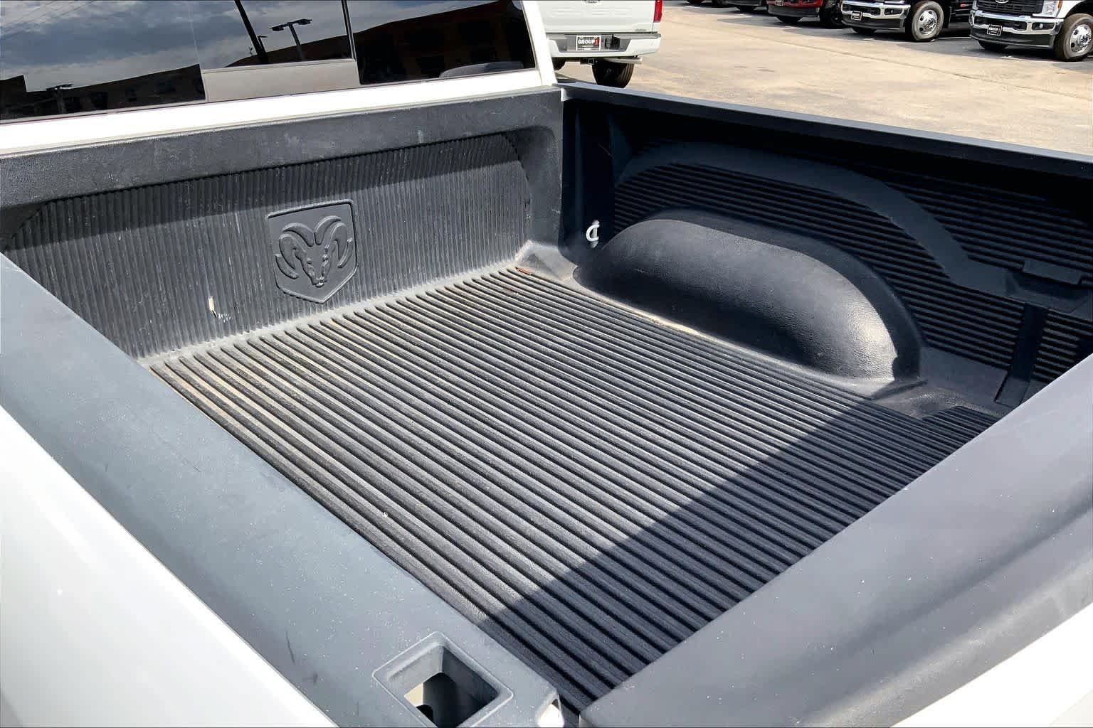 Used 2012 Bright White Ram Lone Star image 9